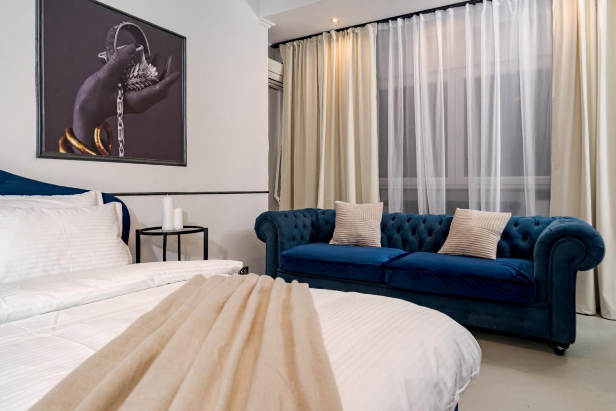 KPM Global Downtown Apartments