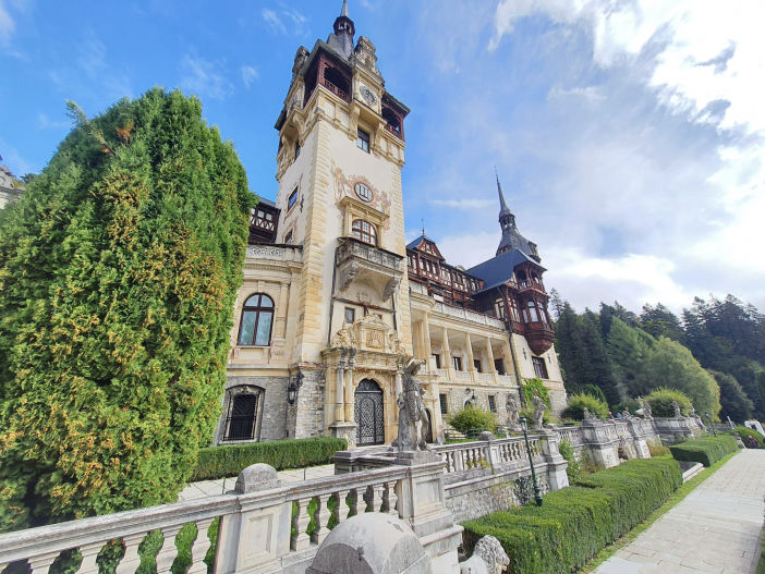 tours.kpmglobal.ro